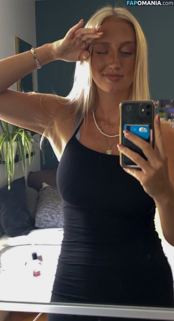 Swedish Girls / alexandratsolakidis / beautifulgirlsofsweden Nudo OnlyFans  Foto trapelata #3