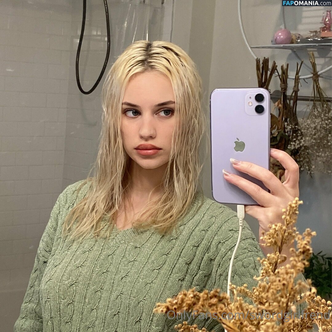 Swordgirlfriend / b.r.e.y / swordgirlfrend Nudo OnlyFans  Foto trapelata #55