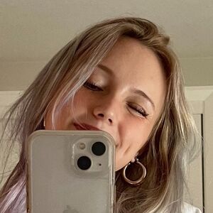sydneefogg / sydneeerenae / prettyyinpink
