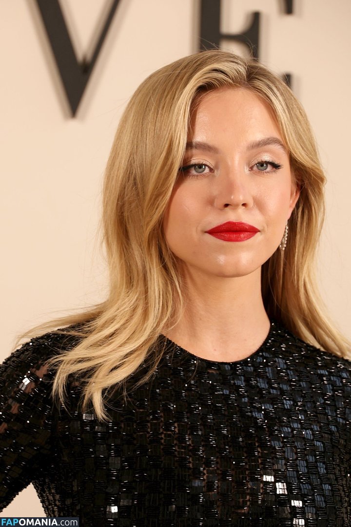 Sydney Sweeney Nudo Foto trapelata #187