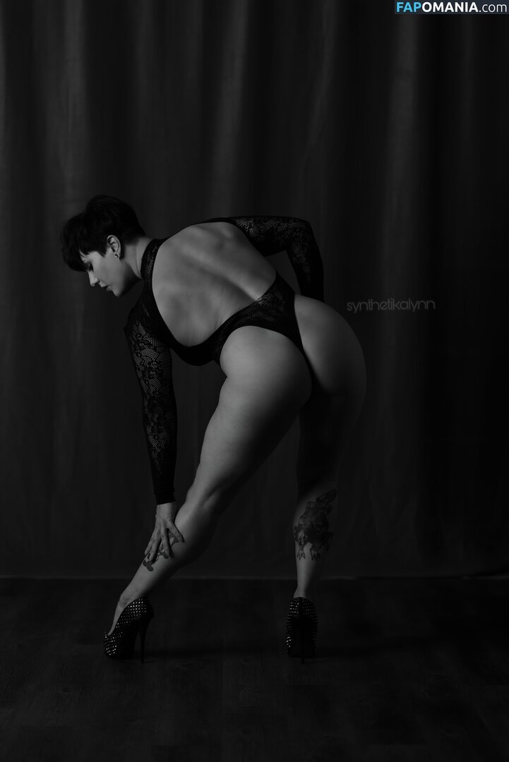 Synthetika Lynn / synthetika_lynn / synthetikalynn Nudo OnlyFans  Foto trapelata #1