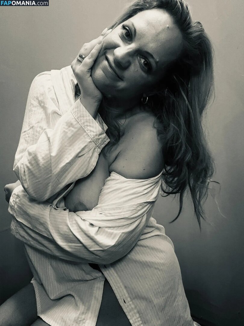 Szuzy Blue Nudo OnlyFans  Foto trapelata #3