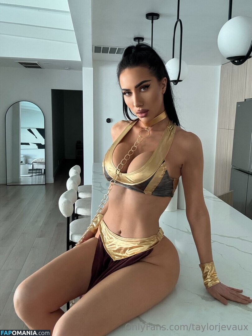 Taylor Jevaux / taylorjevaux Nudo OnlyFans  Foto trapelata #4