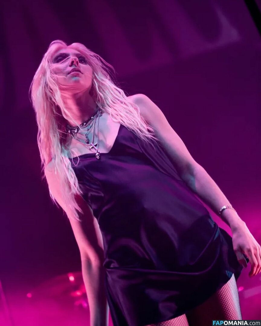 Taylor Momsen / aryelsoul / taylormomsen Nudo OnlyFans  Foto trapelata #367