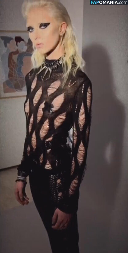 Taylor Momsen / aryelsoul / taylormomsen Nudo OnlyFans  Foto trapelata #392