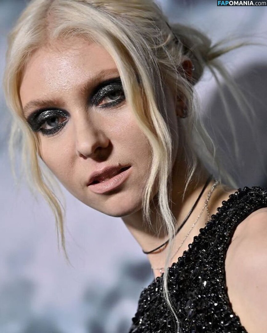 Taylor Momsen / aryelsoul / taylormomsen Nudo OnlyFans  Foto trapelata #709