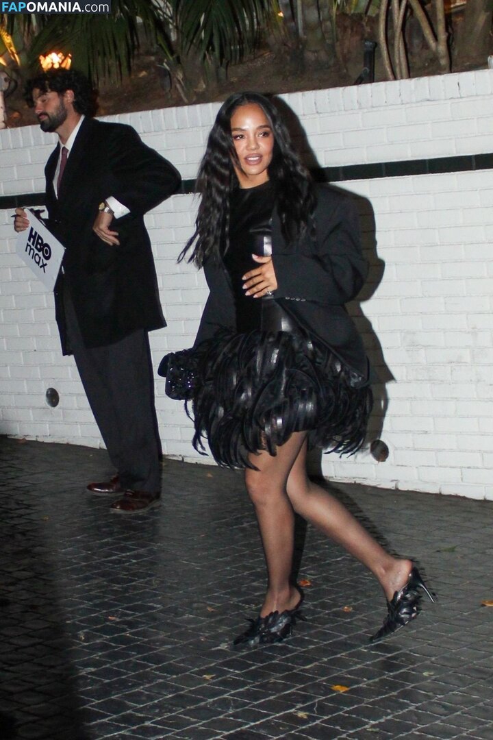 Tessa Thompson / tessamaethompson / tessathompsonx Nudo OnlyFans  Foto trapelata #4