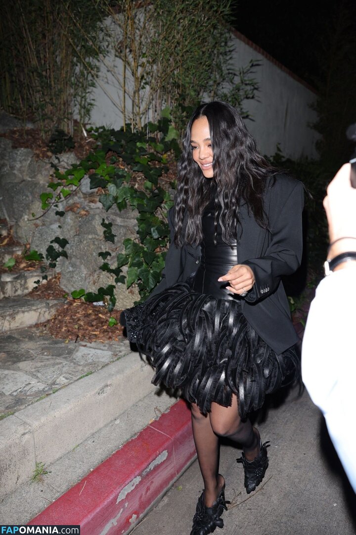 Tessa Thompson / tessamaethompson / tessathompsonx Nudo OnlyFans  Foto trapelata #8