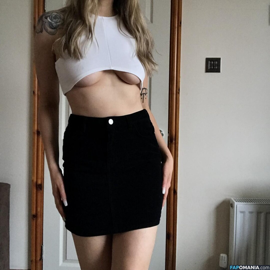 cl0ut / th0tb0t Nudo OnlyFans  Foto trapelata #13