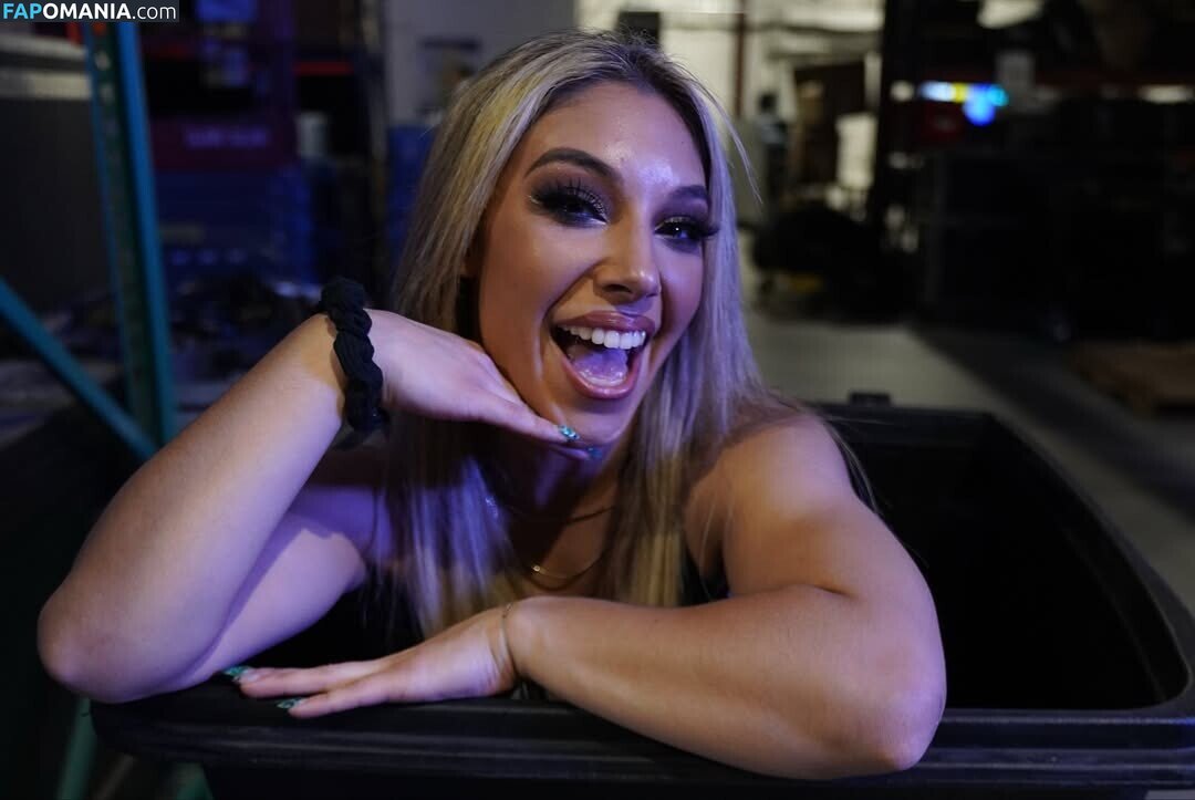 Thea Hail / theahail_wwe Nudo OnlyFans  Foto trapelata #7