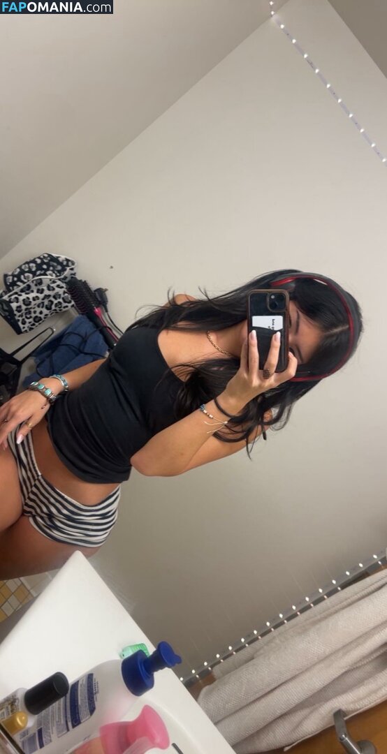 Punchbar / Thea Howe Aka Nudo OnlyFans  Foto trapelata #16