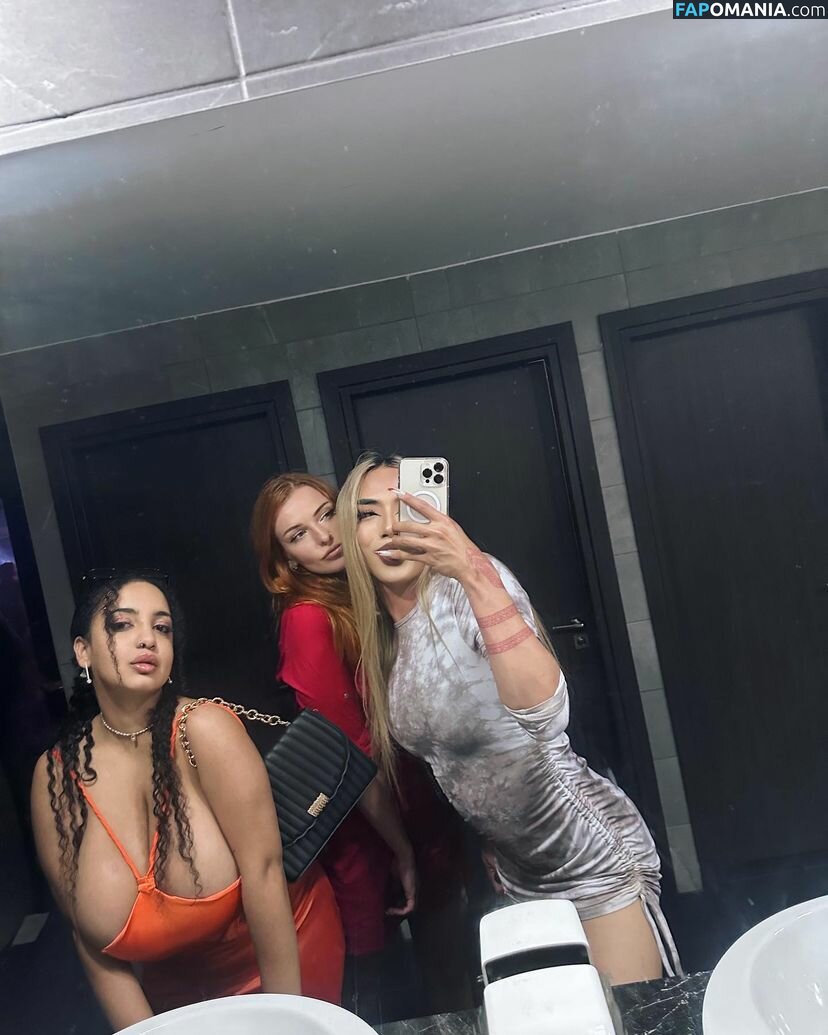 girlinred / thegirlinred0 Nudo OnlyFans  Foto trapelata #110