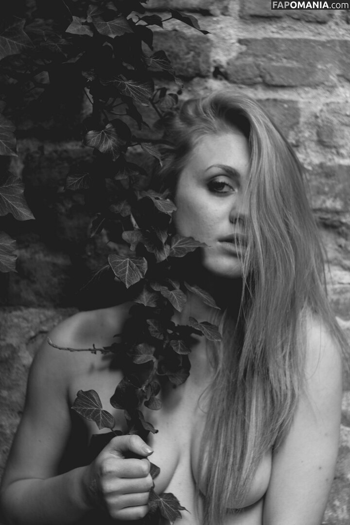 TheGoldenGirl / igoldengirl Nudo OnlyFans  Foto trapelata #2