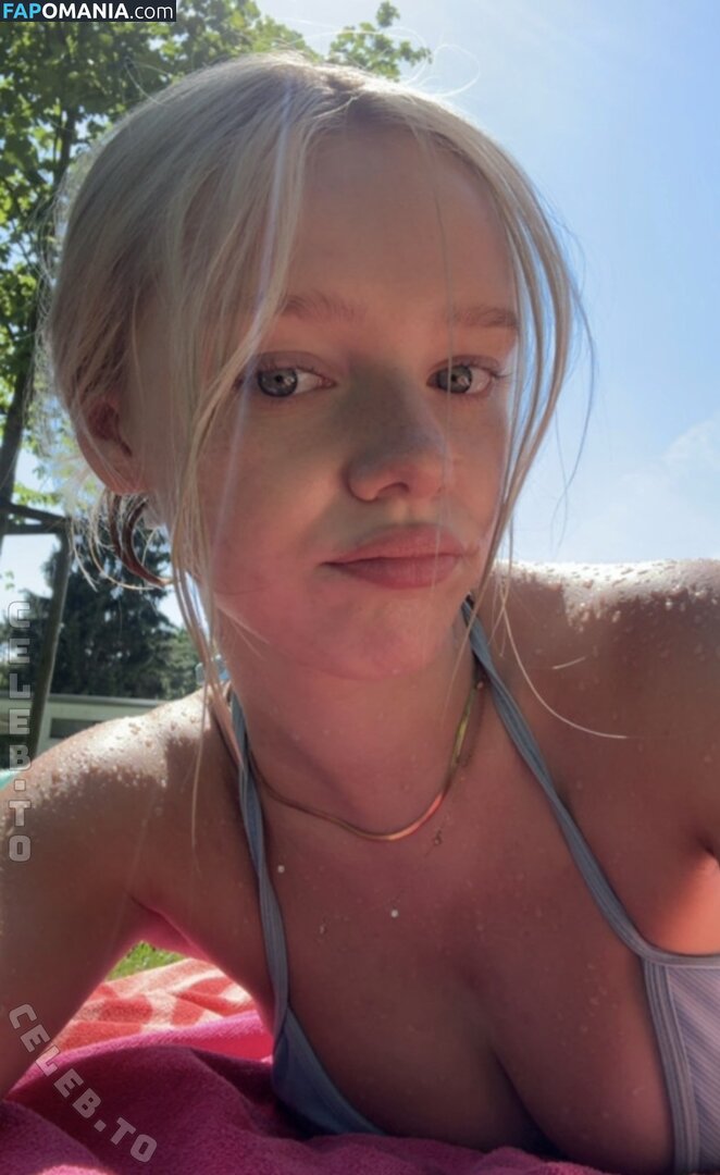 Thesi.Sophie / thesisophie Nudo OnlyFans  Foto trapelata #8