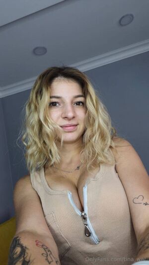 tina_wet