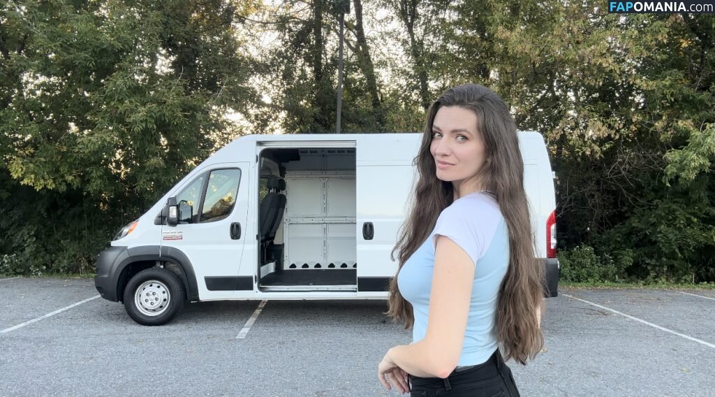 Tory Delury / ToryDeluryTravels / torydelury Nudo OnlyFans  Foto trapelata #5