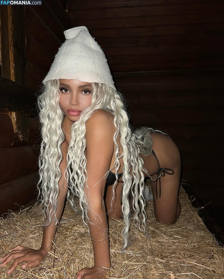 Tosyandra / victoriaonofomi Nudo OnlyFans  Foto trapelata #3