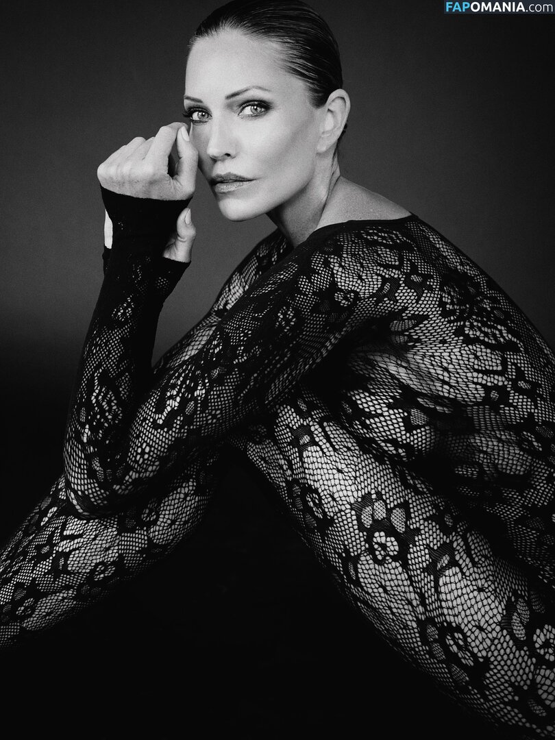 Cylon / Tricia Helfer / officialtriciahelfer / triciahelfer Nudo OnlyFans  Foto trapelata #167
