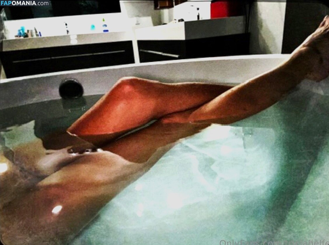 Cylon / Tricia Helfer / https: / officialtriciahelfer / triciahelfer Nudo OnlyFans  Foto trapelata #189
