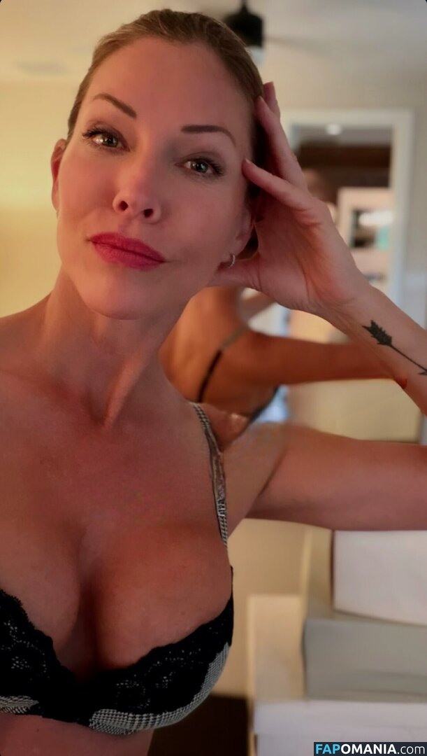 Cylon / Tricia Helfer / https: / officialtriciahelfer / triciahelfer Nudo OnlyFans  Foto trapelata #202
