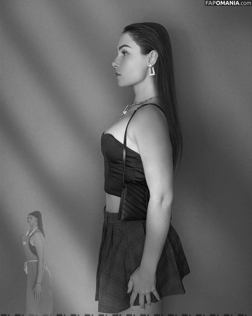 Tslanaxoxo / Yourlanatgirl / Yourlittlelana Nudo OnlyFans  Foto trapelata #41