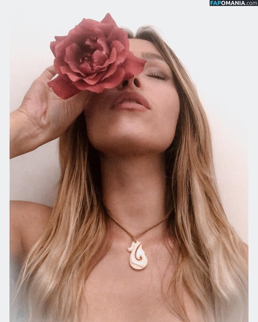 Tslanaxoxo / Yourlanatgirl / Yourlittlelana Nudo OnlyFans  Foto trapelata #76