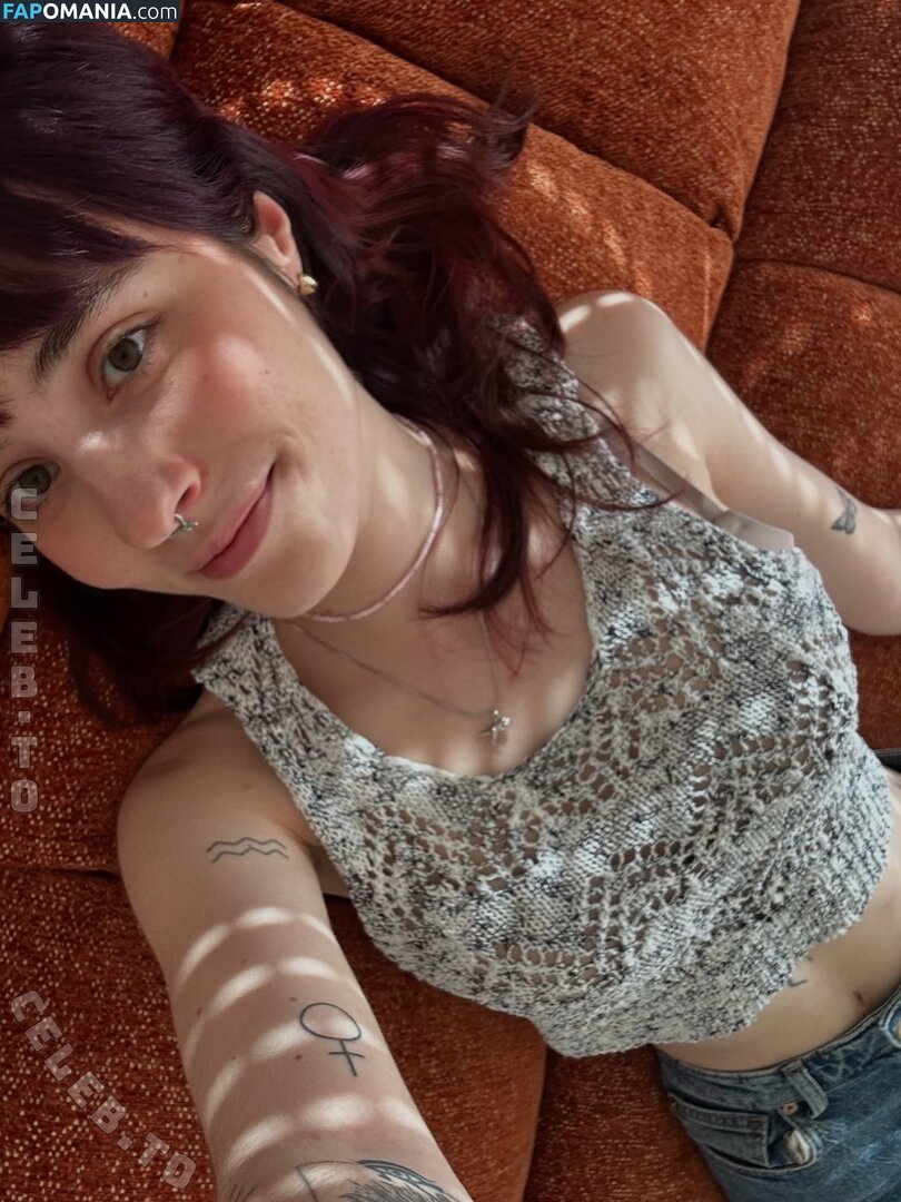 https: / typicallylotti Nudo OnlyFans  Foto trapelata #2