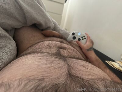 u297444402