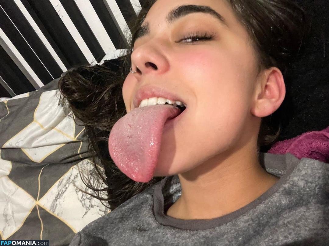 longuetongueegirl_ / noaablaancoo / u489105211 Nudo OnlyFans  Foto trapelata #5