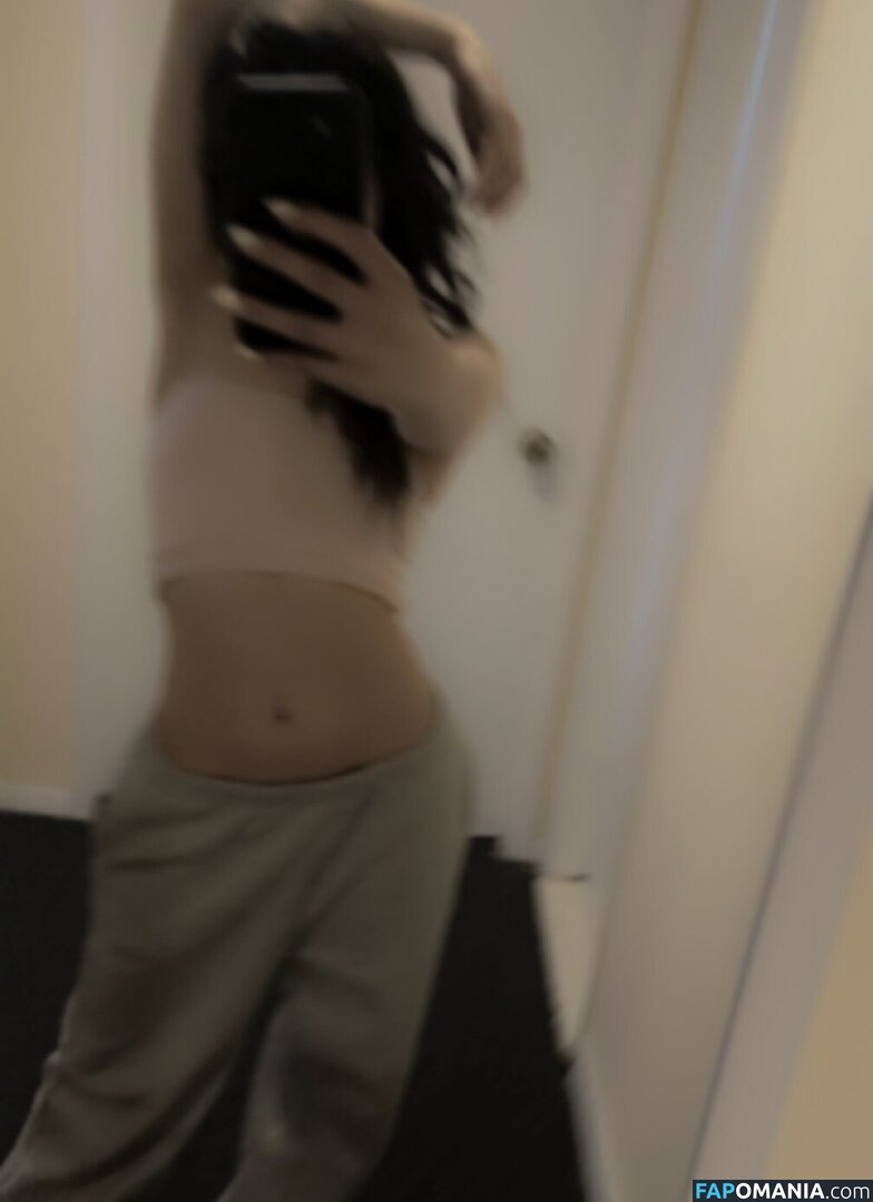 Unlov3ly / unholysrevenge / unlov3lyy Nudo OnlyFans  Foto trapelata #3