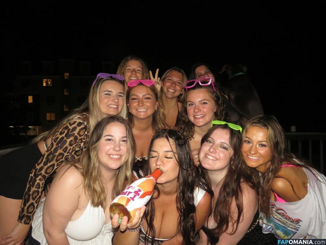 Valerie / valerie.c_ / valerieq01 Nudo OnlyFans  Foto trapelata #17