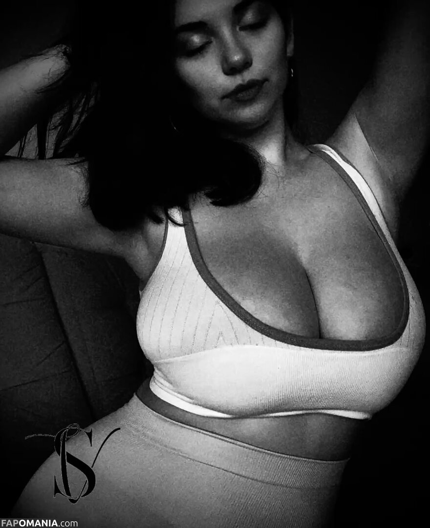 Sarah Venus / Venus Sarah / sarahvenusofficial / thecosmic_sarah Nudo OnlyFans  Foto trapelata #2