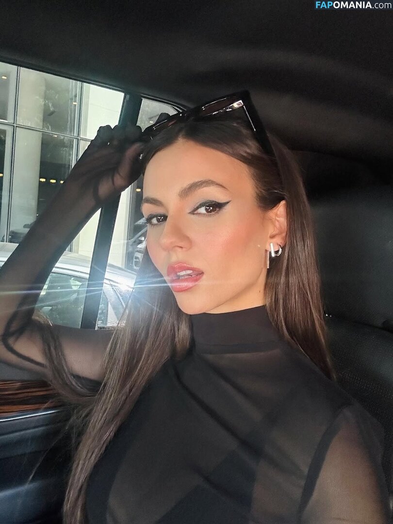 Victoria Justice / https: / victoriajustice Nudo OnlyFans  Foto trapelata #9