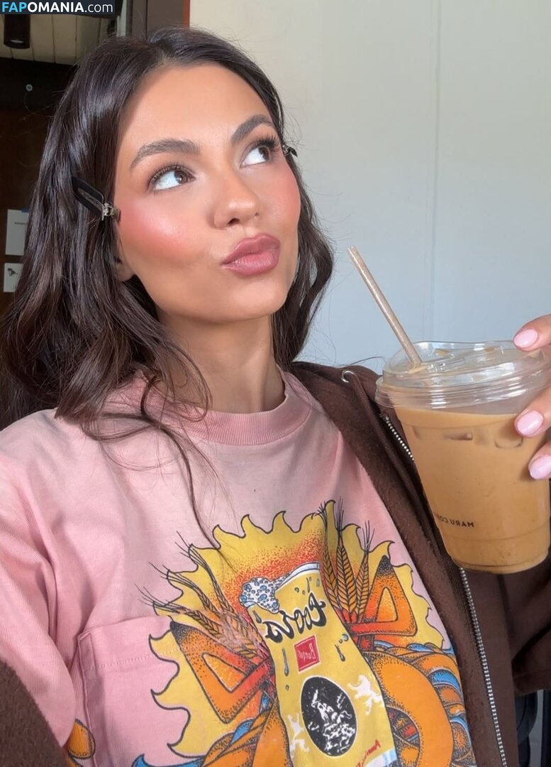 Victoria Justice / https: / victoriajustice Nudo OnlyFans  Foto trapelata #40