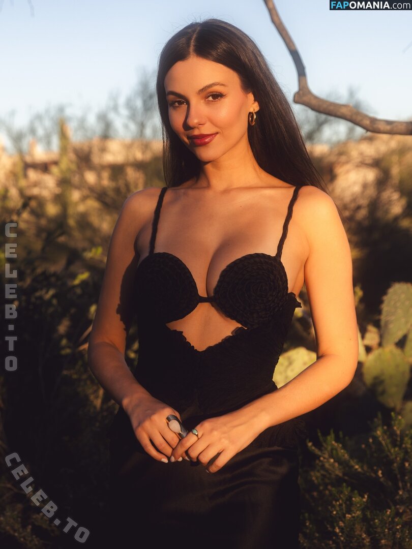 Victoria Justice / https: / victoriajustice Nudo OnlyFans  Foto trapelata #79