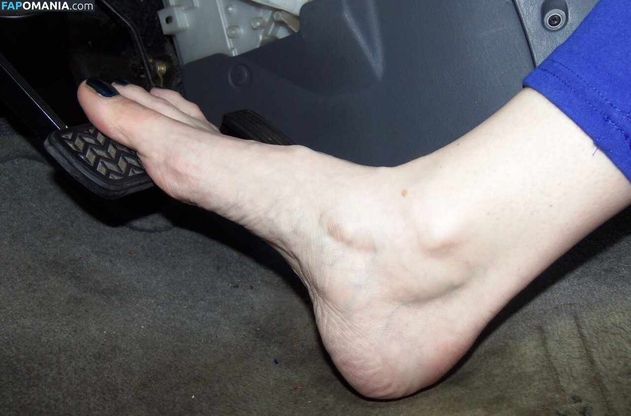 Violet's Toes (Violet's Perfect Feet Nudo OnlyFans  Foto trapelata #1