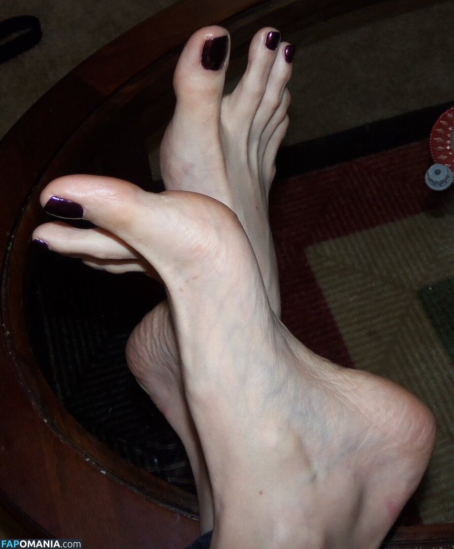 Violet's Toes (Violet's Perfect Feet Nudo OnlyFans  Foto trapelata #8