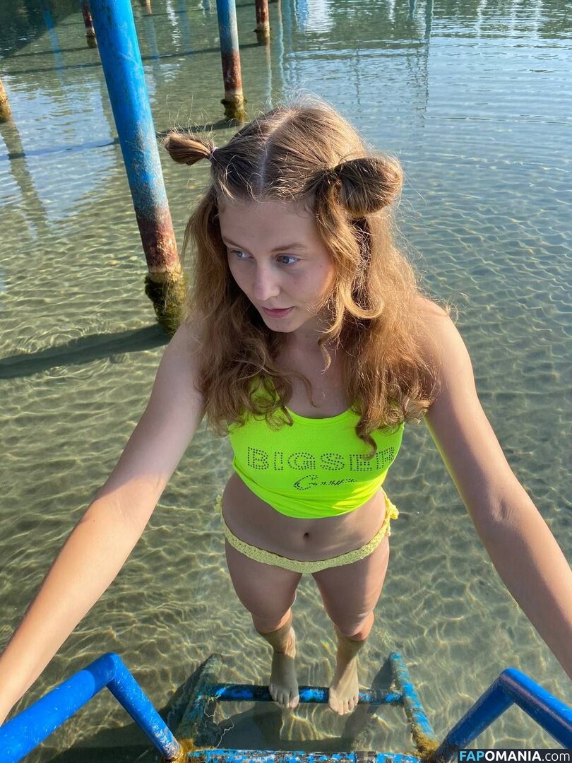 _vitaniemi01 / bloom.xvi / nayane_vitali01 / vitaniemi Nudo OnlyFans  Foto trapelata #474