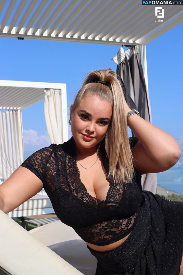 Vivian Bron / Vivianlilanebron / vivianlilianebron Nudo OnlyFans  Foto trapelata #11