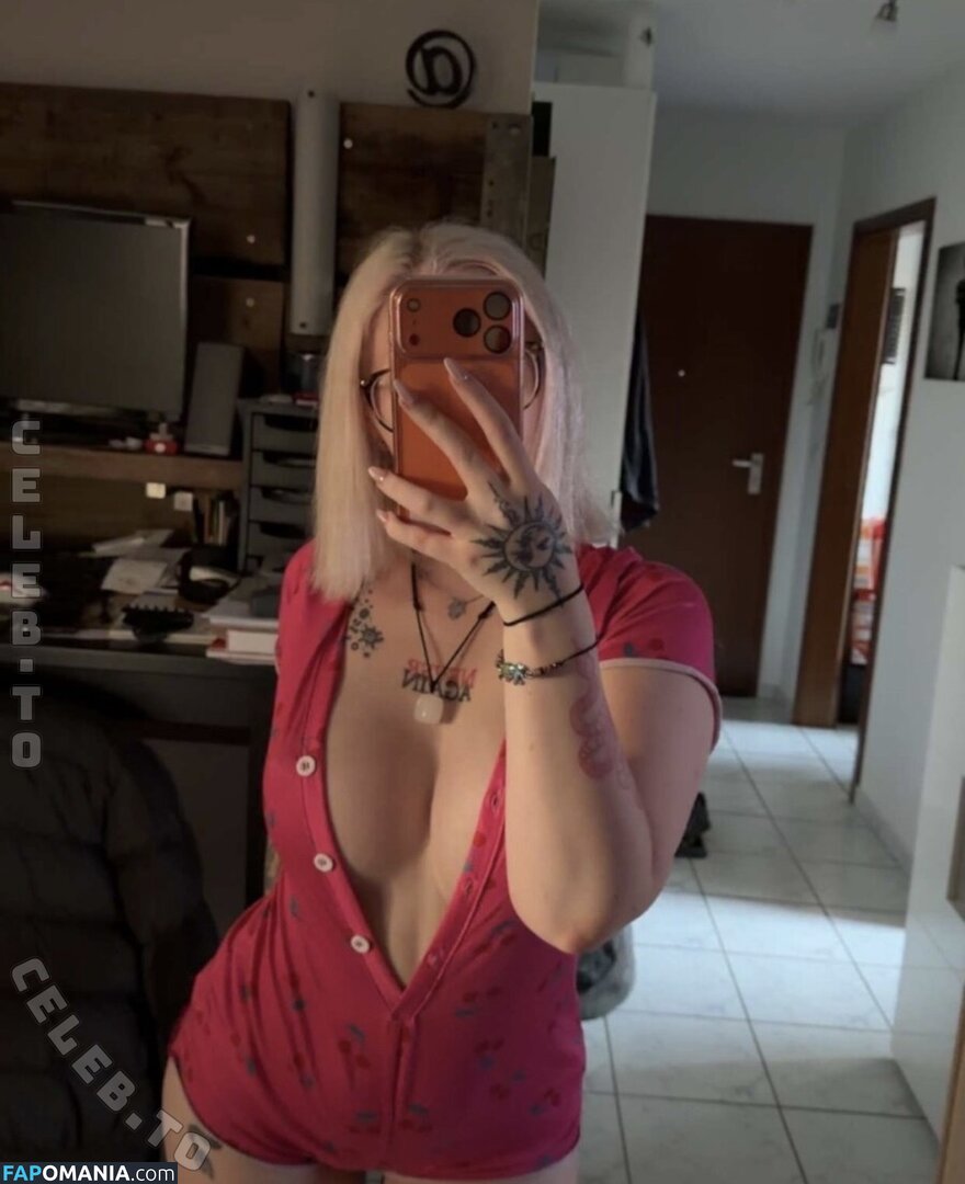 vivian_wydt / vivianwoywodt Nudo OnlyFans  Foto trapelata #1