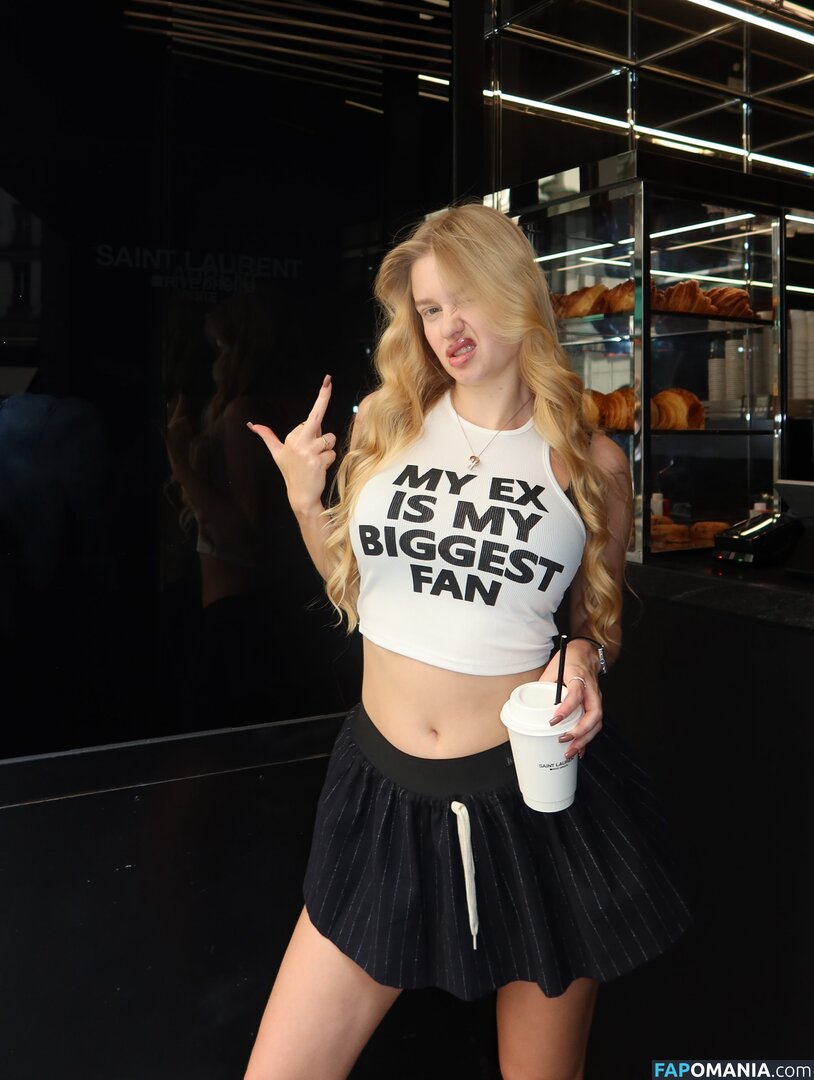 Vlada Dobryak / Vladababy / Vladaelfie Nudo OnlyFans  Foto trapelata #351