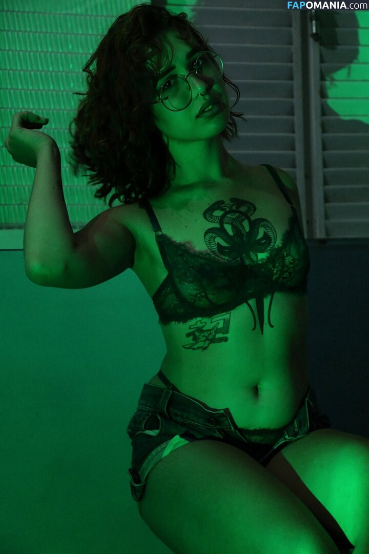 Von Poison / VonPoison_ / https: / von_poison / vonpoison Nudo OnlyFans  Foto trapelata #3