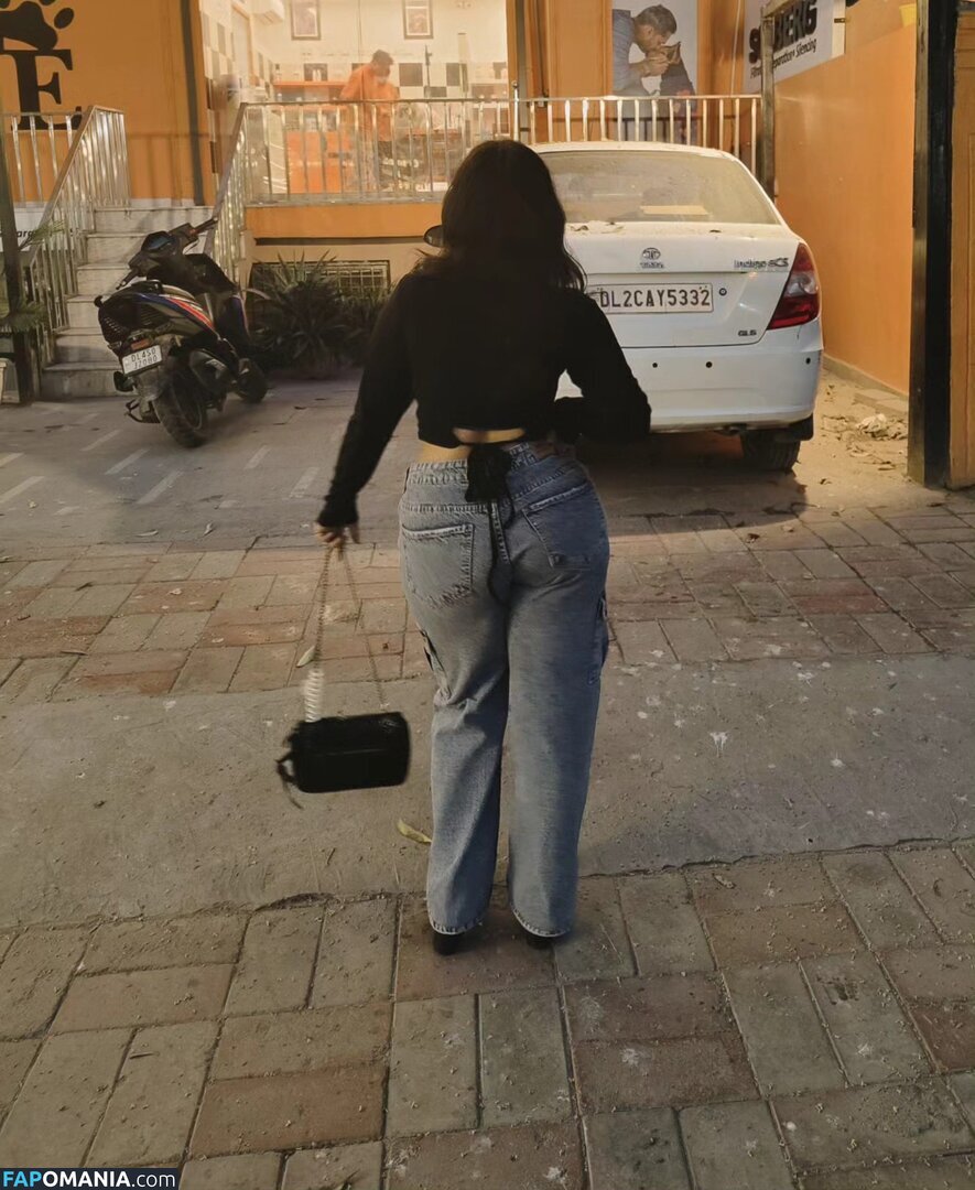 vr / vrindardddd_ Nudo OnlyFans  Foto trapelata #1