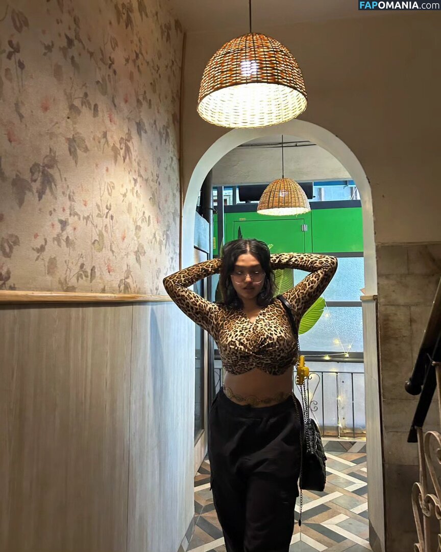 vr / vrindardddd_ Nudo OnlyFans  Foto trapelata #8