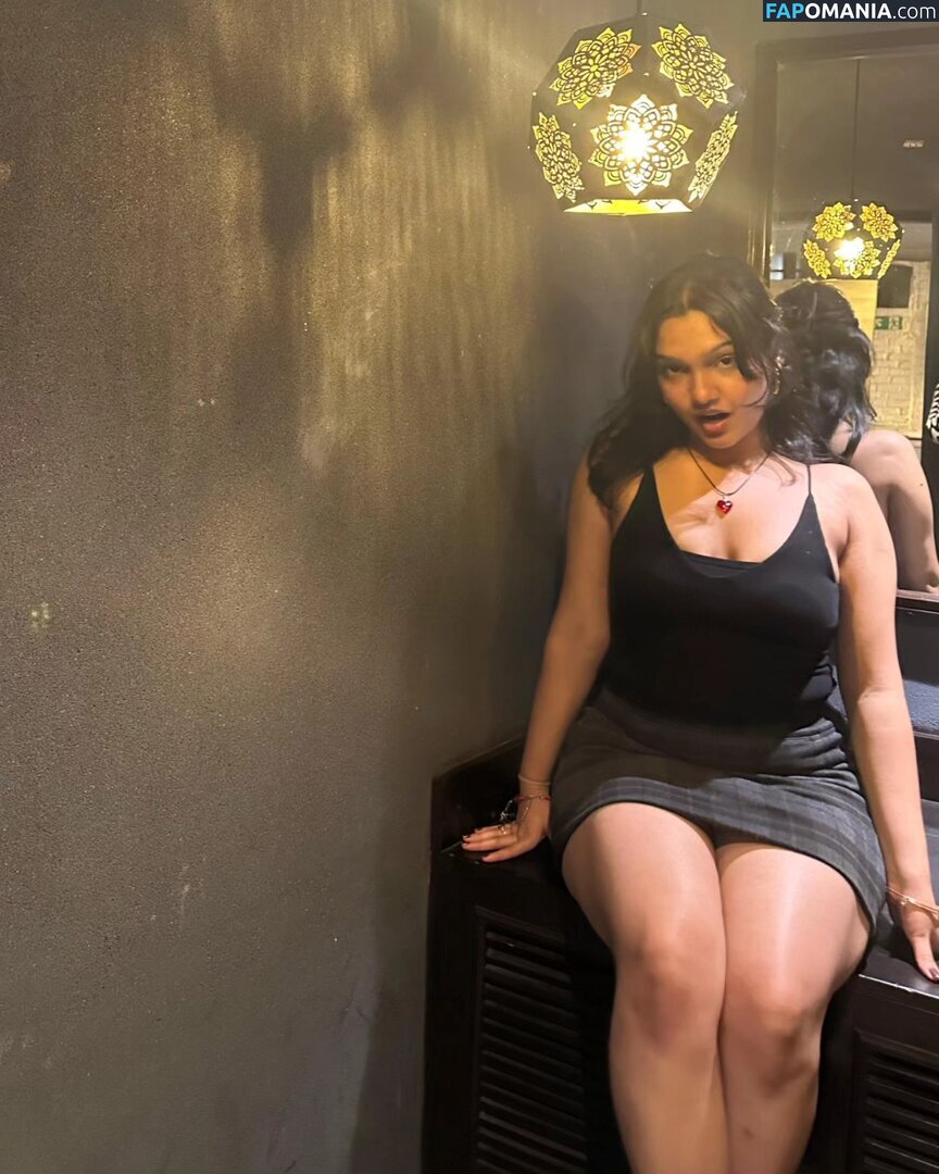 vr / vrindardddd_ Nudo OnlyFans  Foto trapelata #13