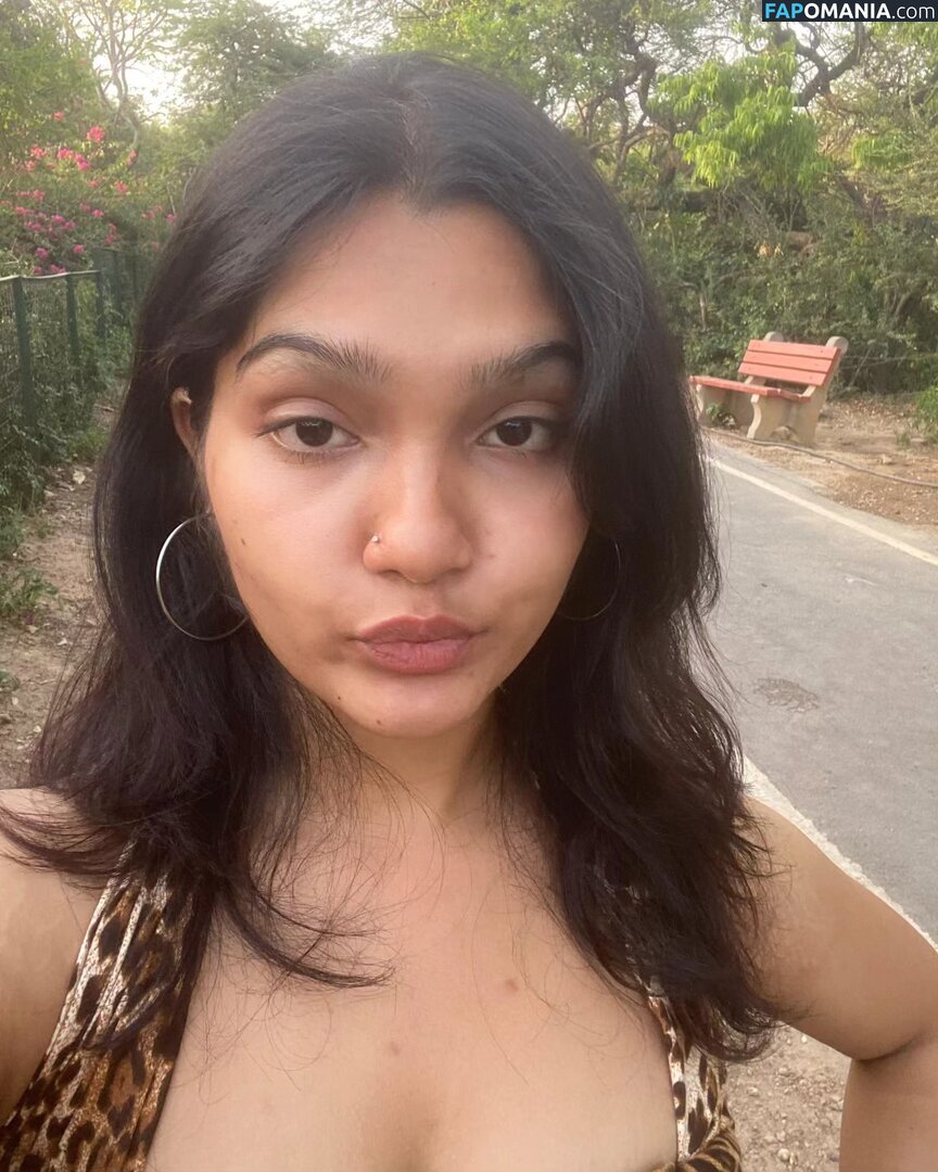 vr / vrindardddd_ Nudo OnlyFans  Foto trapelata #17