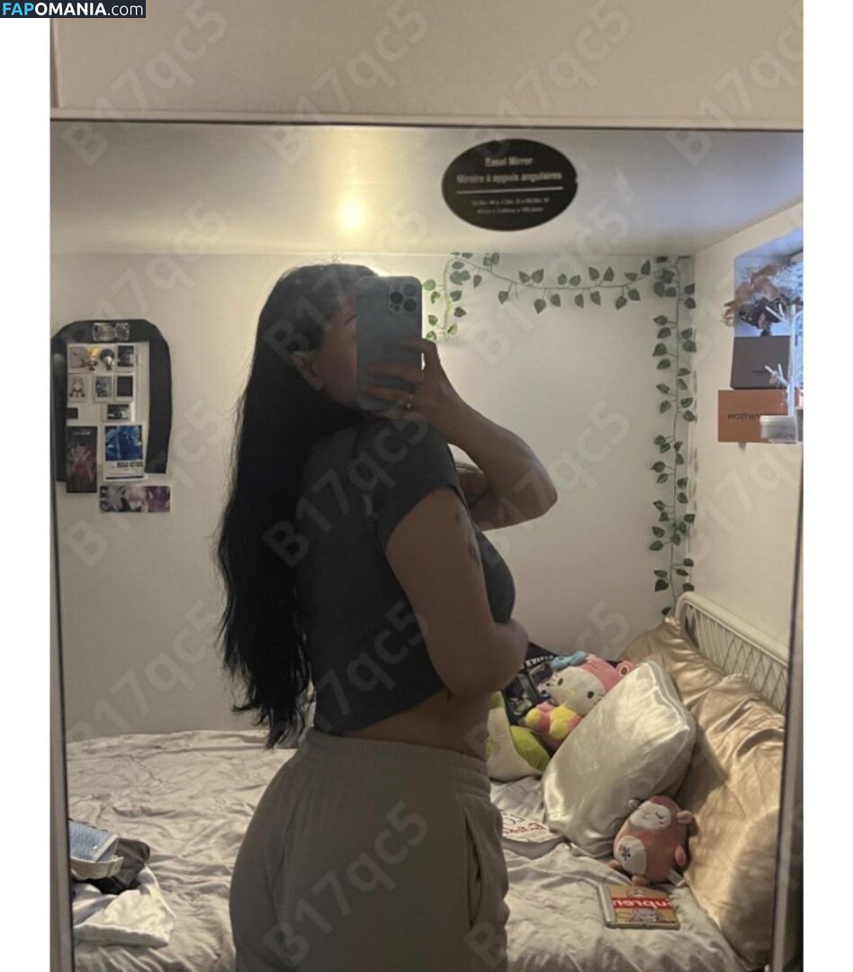 Vrosess / redcoveredroses / vrosess_ Nudo OnlyFans  Foto trapelata #9