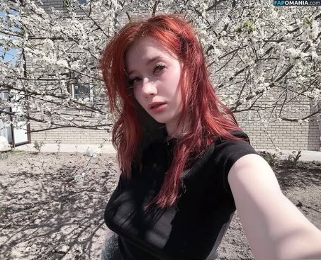 Parlament_vodka / Vvodochka / voddochka / voddochkaa Nudo OnlyFans  Foto trapelata #2