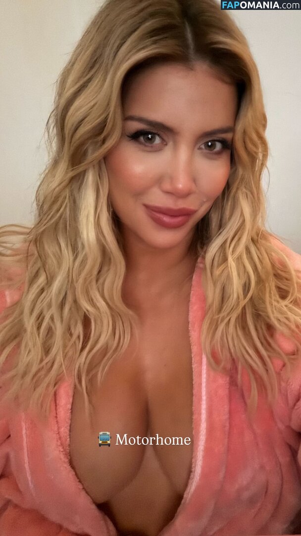 Icardi / Wanda Nara / badbitchwan / wanda_nara / wanditanara Nudo OnlyFans  Foto trapelata #471