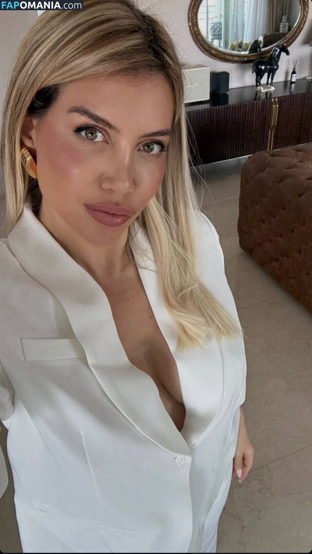 Icardi / Wanda Nara / badbitchwan / wanda_nara / wanditanara Nudo OnlyFans  Foto trapelata #495